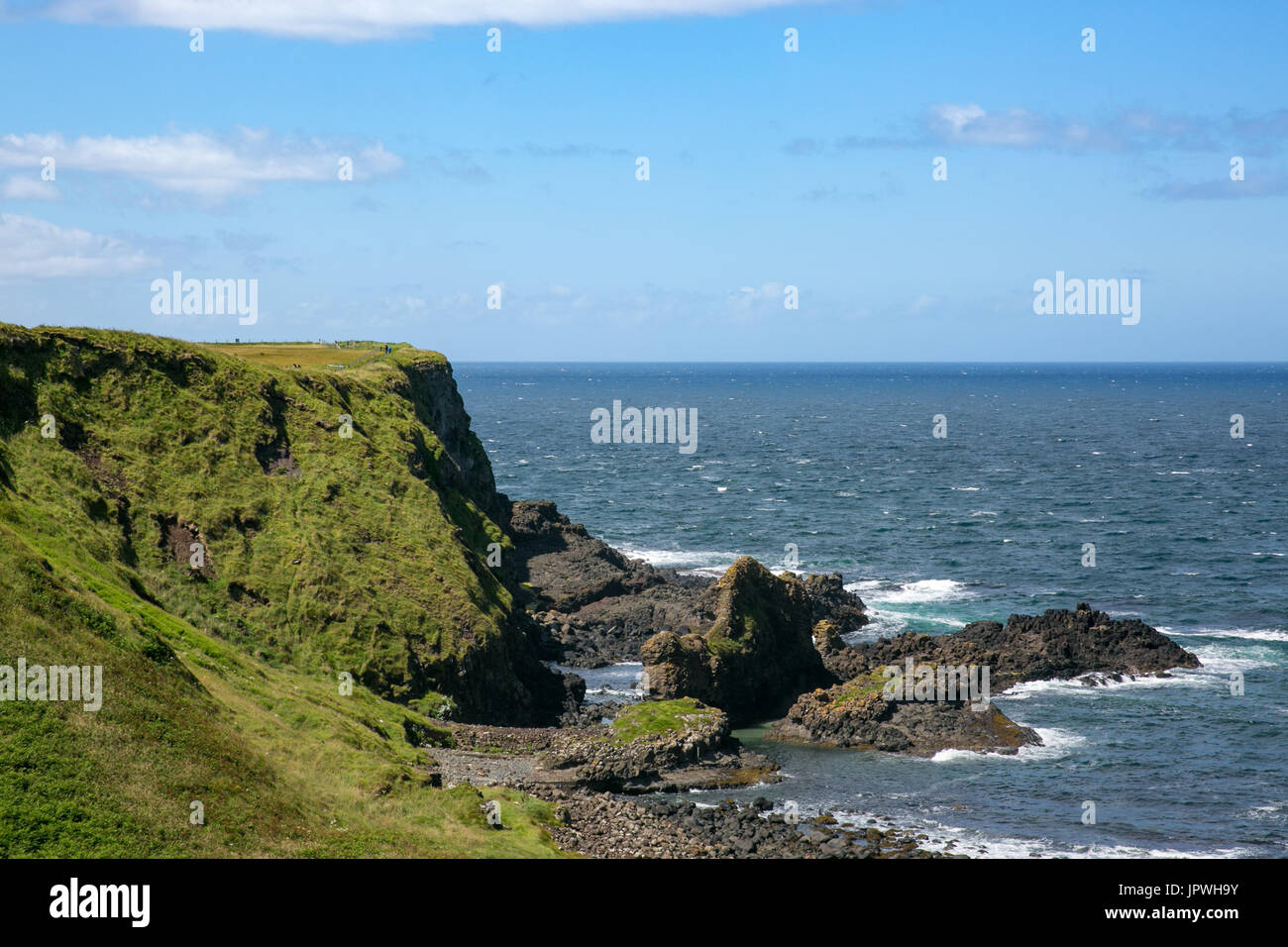 Den berühmten Finn McCool Kamel in der malerischen Portnaboe's Bay Giant's Causeway Antrim Nordirland entfernt Stockfoto