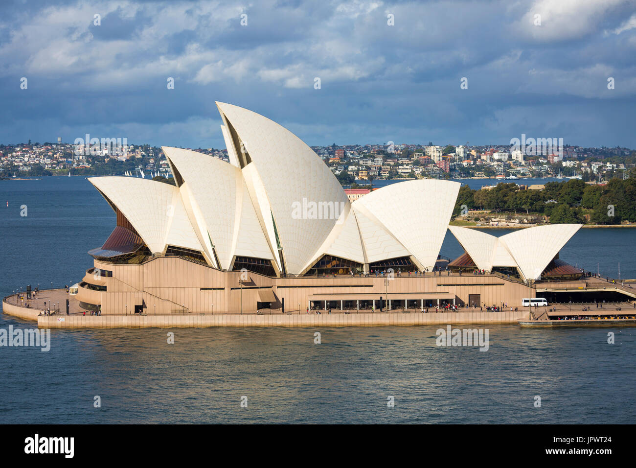 Seitenansicht des Sydney Opera House in Sydney, Sydney, Australien Stockfoto