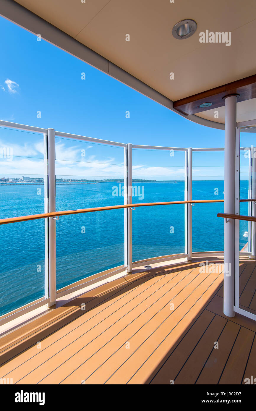 Blick auf das Meer von Kreuzfahrt Schiff Stockfoto