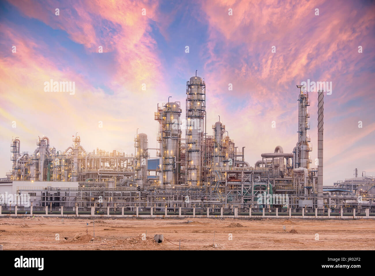 Gas-Verarbeitung-Fabrik. Landschaft mit Gas und Öl-Industrie Stockfoto