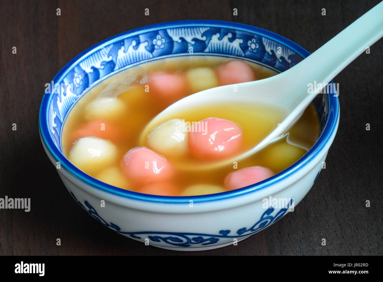 Taiwanesische hausgemachte tangyuan Dessert serviert für besondere chinesische Feiertage Stockfoto