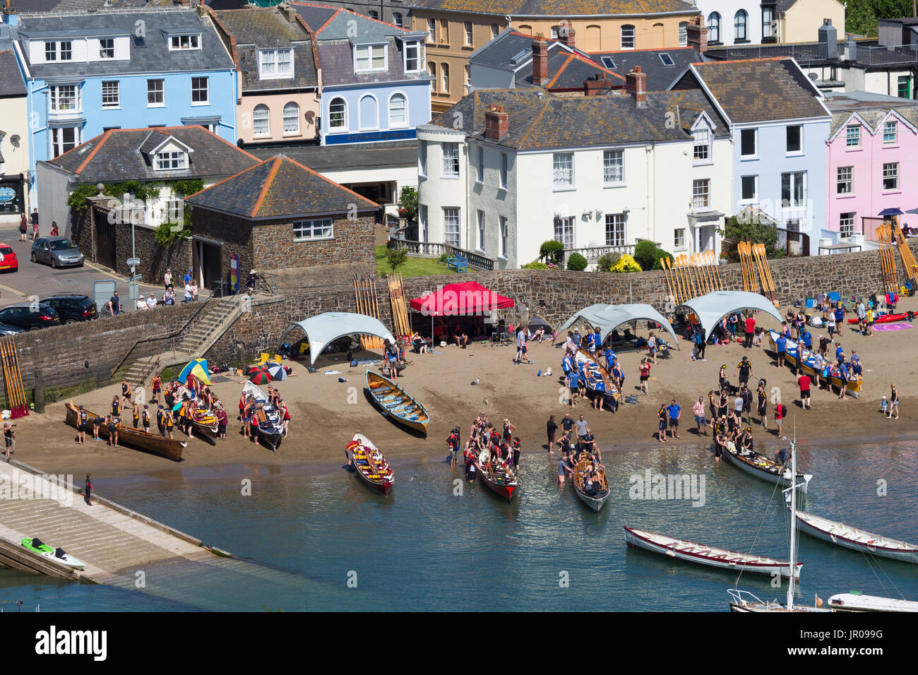 Abfahrt vom Hafen Ilfracombe Regatta 2017-Boote Stockfoto