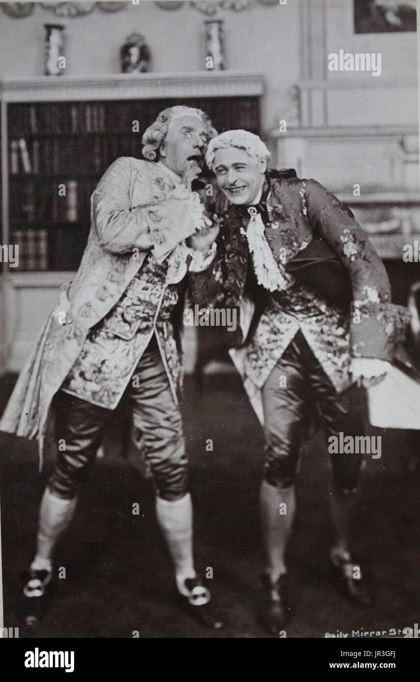 Herr H. Beerbohm Tree als "Sir Peter Teazle" und Herr Robert Loraine als "Charles Surface' in"The School For Scandal"Foto von UK Edition www.ukeditions.co.uk Stockfoto