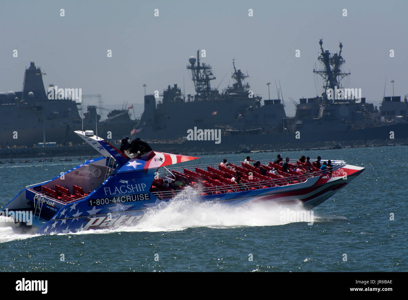 Der Patriot Jet Boot von Flaggschiff Kreuzfahrten in der Bucht von San Diego, Kalifornien, im Besitz Stockfoto