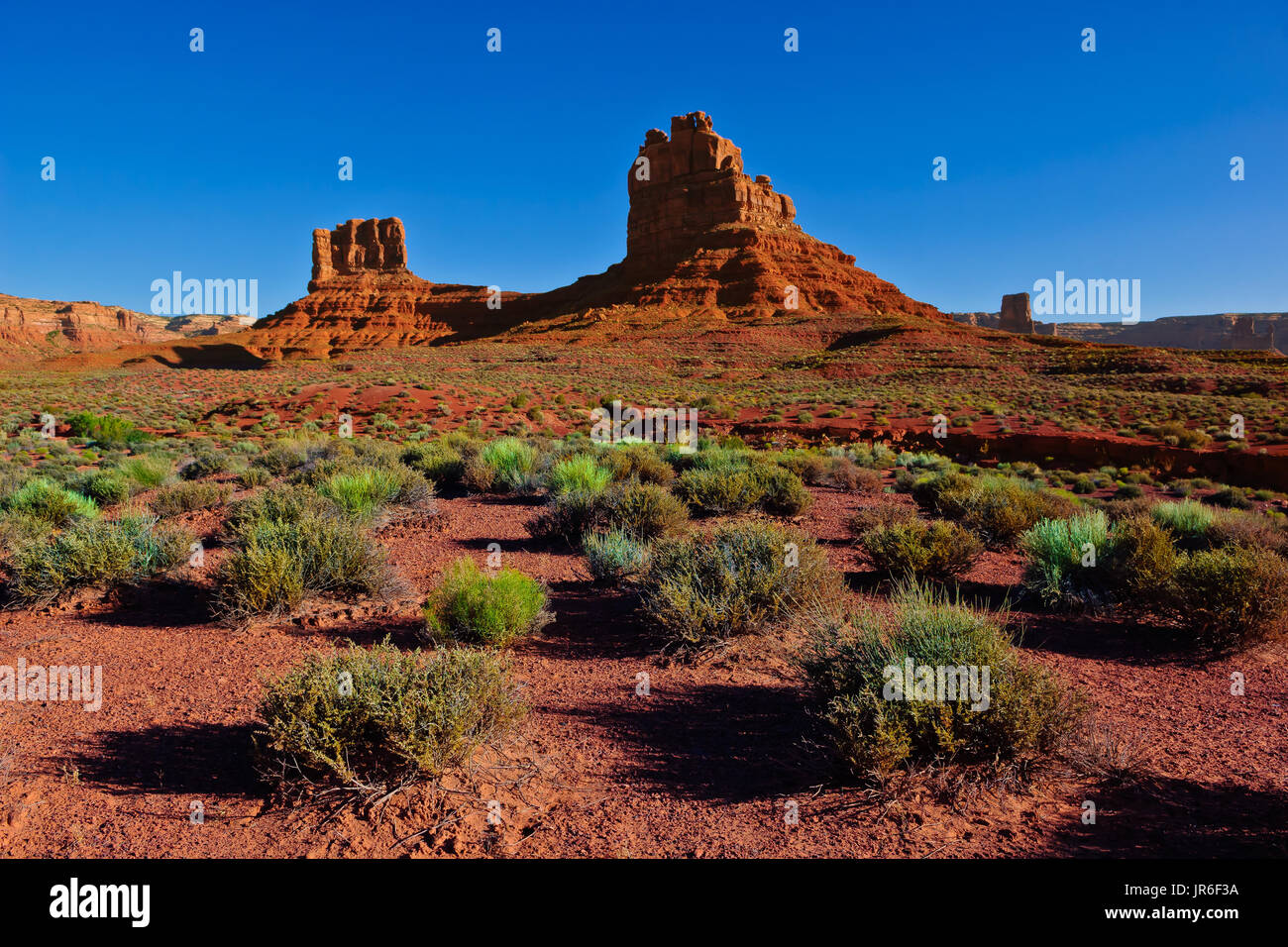 Schlachtschiff Rock, Valley of the Gods, Utah, Amerika, USA Stockfoto