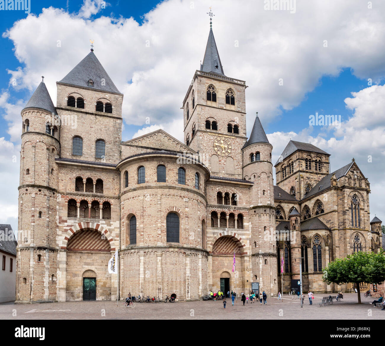 Trierer Doms (hohe Kathedrale des Heiligen Petrus), angeblich die älteste Kathedrale des Landes, Trier, Rheinland-Pfalz, Deutschland Stockfoto