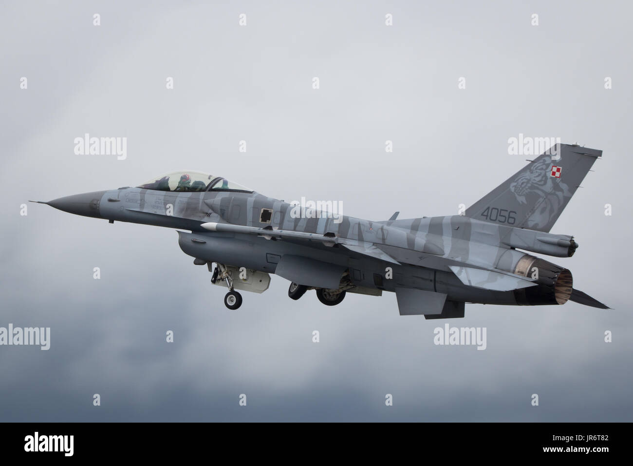 Fairford, Gloucestershire, UK - 10. Juli 2016: Lockheed Martin, General Dynamics F-16 Fighting Falcon anzeigen Stockfoto