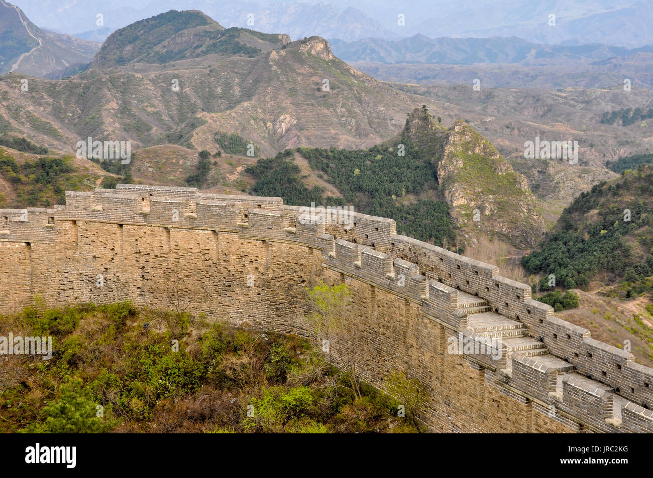 Jinshanling, einem Abschnitt der Großen Mauer von China in den Bergen der Gegend von Hebei, China. Stockfoto