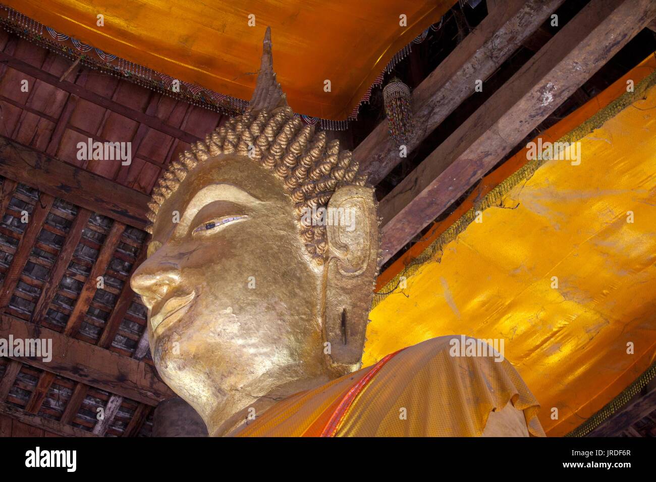 Buddha Statuen im Inneren, Laos Stockfoto