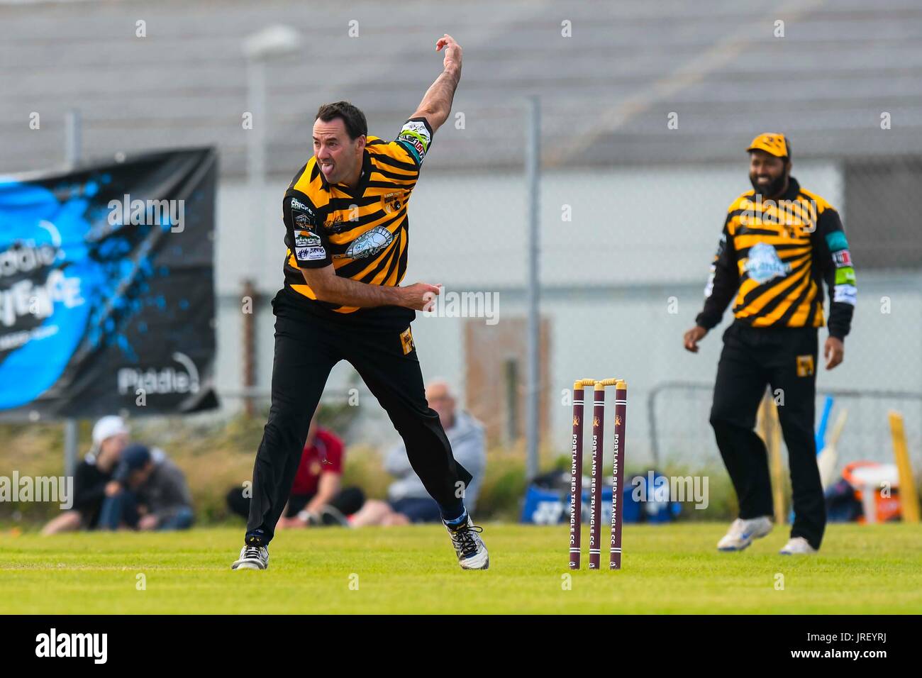 Easton, Portland, Dorset, UK.  4. August 2017.  Ehemaliger England Bowler Martin Bicknell während Portland roten Dreieck entsprechen V Zurrgurte All Stars auf dem Reforne Cricket Ground bei Easton in Dorset.  Bildnachweis: Graham Hunt/Alamy Live-Nachrichten Stockfoto