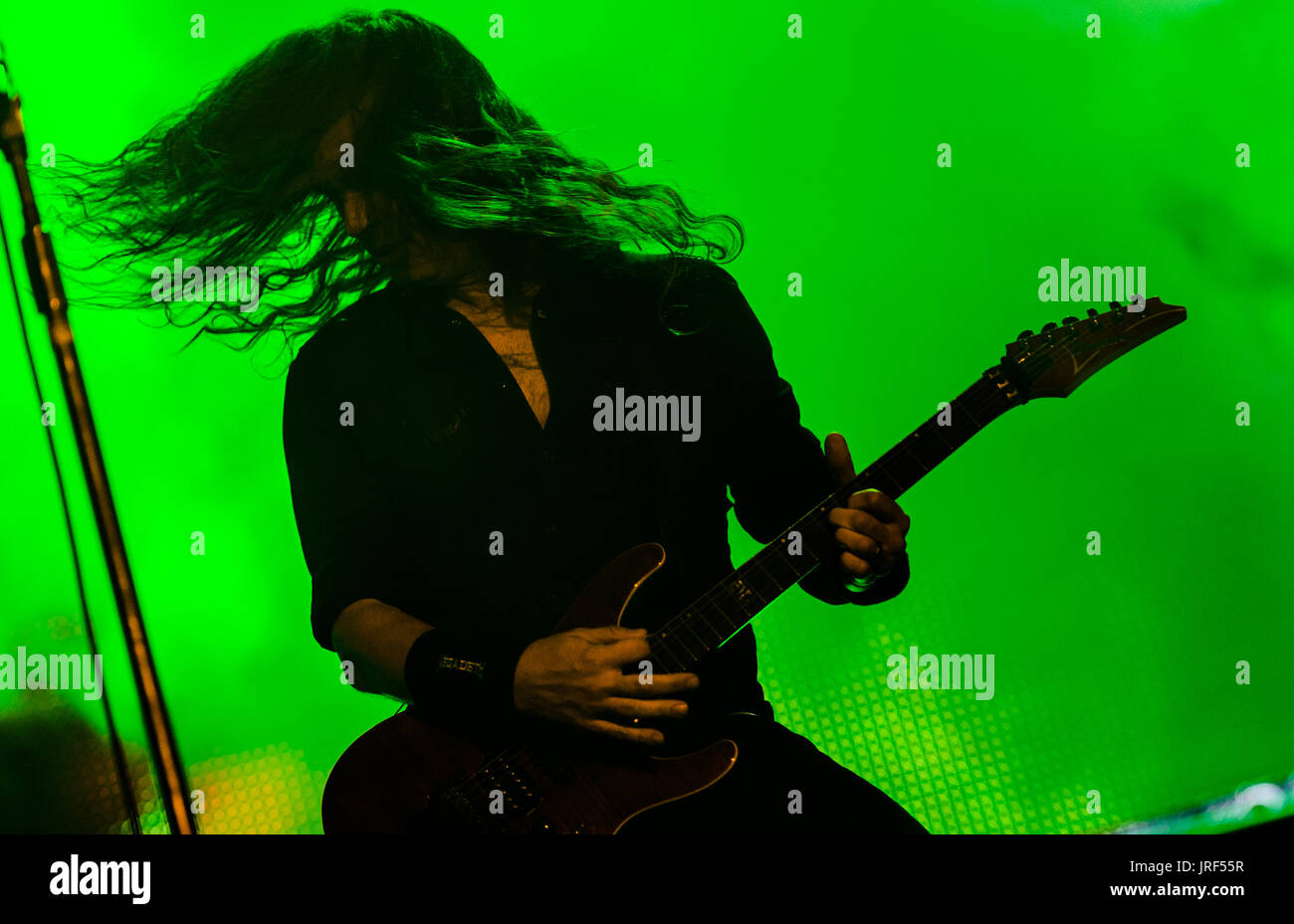 Christopher Alan "Chris" Broderick, Gitarrist der US-Metal-Band Megadeth, spielen auf der Bühne härter des Wacken Open Air-Festivals in Wacken, Deutschland, 4. August 2017. Wacken Open Air findet zwischen 03 und 5. August 2017. Foto: Christophe Gateau/dpa Stockfoto