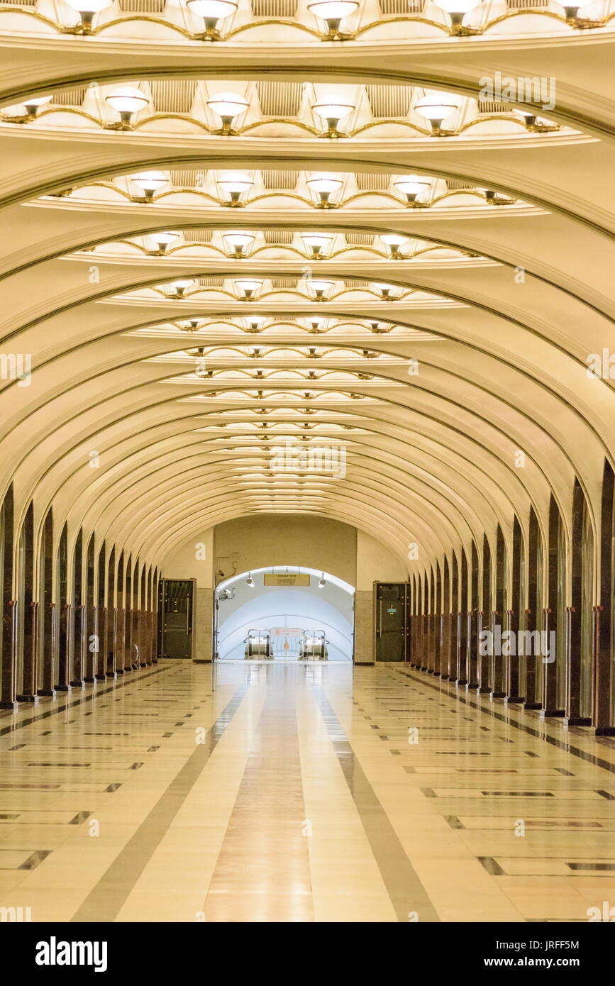 Metro mayakovskaya moscow -Fotos und -Bildmaterial in hoher Auflösung ...