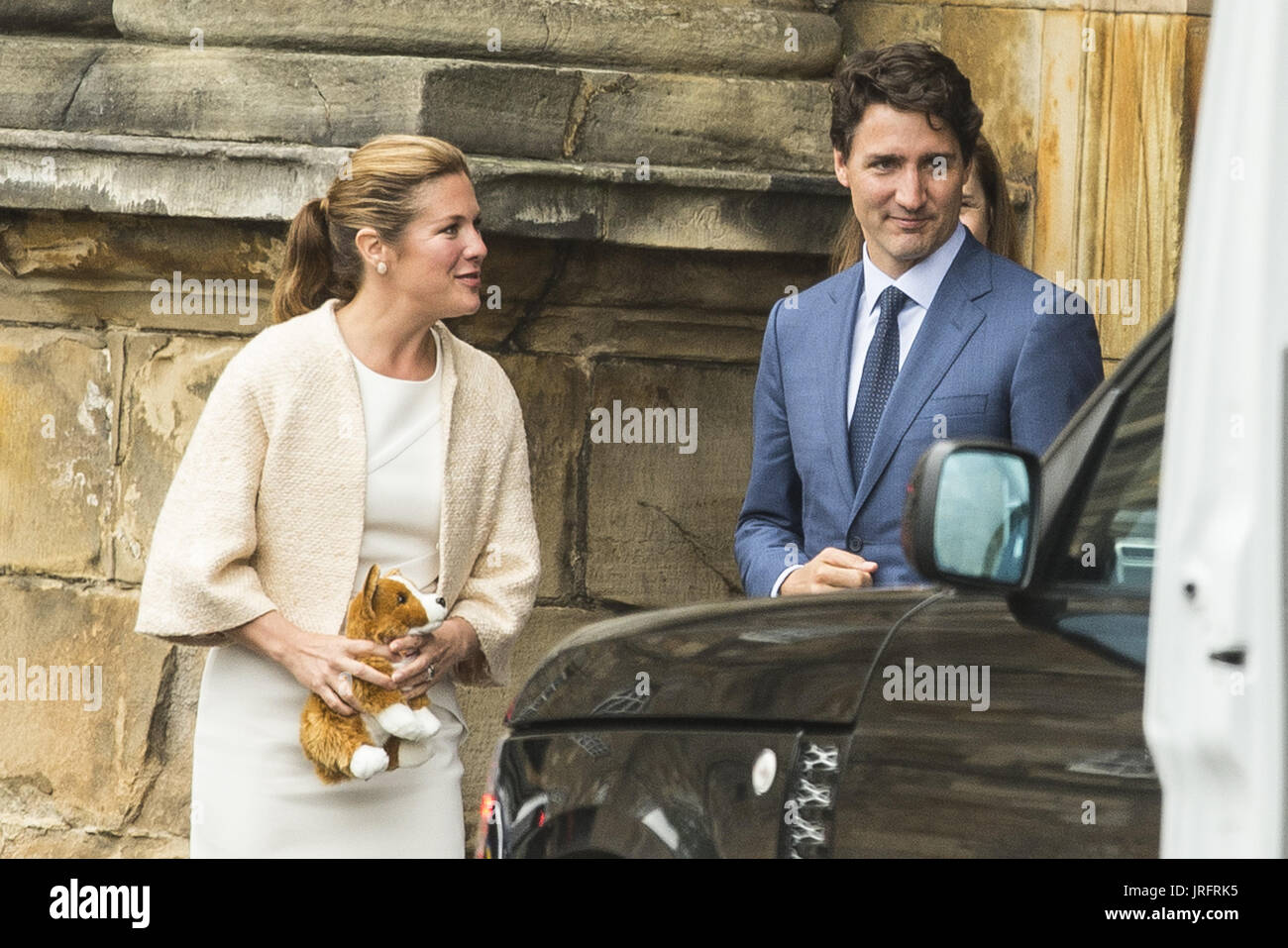 Der kanadische Premierminister verlässt nach einem Treffen mit Königin Elzabeth II in Edinburgh Holyrood Palace.  Mitwirkende: Justin Trudeau, Sophie Grégoire Trudeau wo: Edinburgh, Vereinigtes Königreich bei: Kredit-5. Juli 2017: Euan Cherry/WENN.com Stockfoto