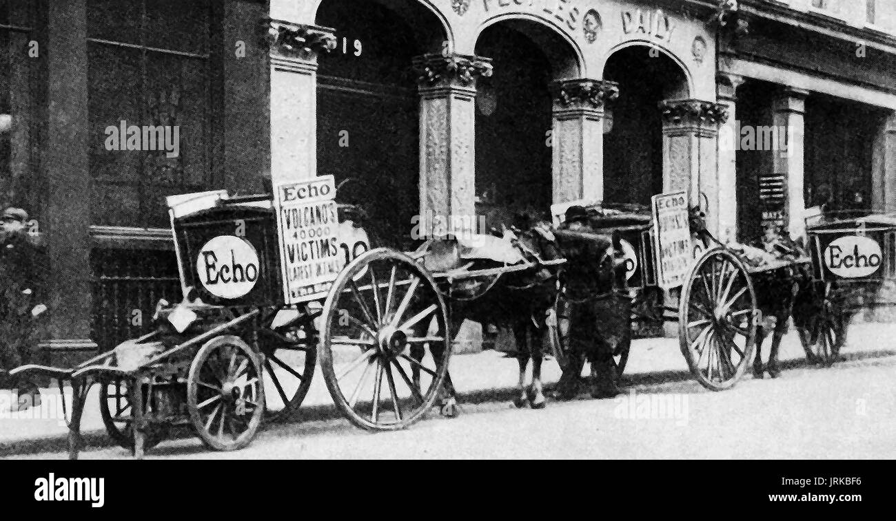 Pferdekutschen- Zeitung Karren unter Berücksichtigung der Echo Zeitung Zeitschriftenhandel ca. 1905 Stockfoto
