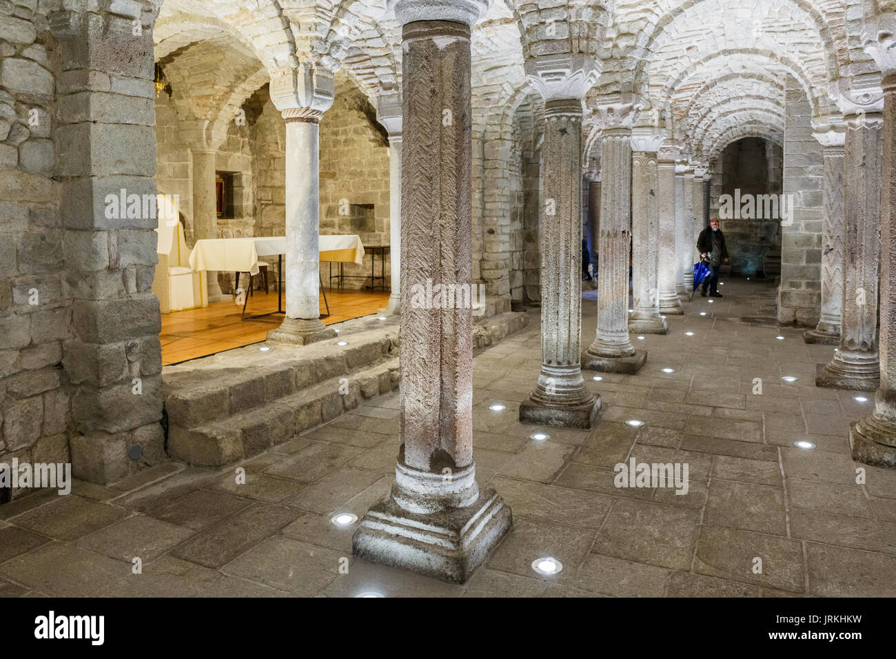 Krypta im Abbazia di San Salvatore Kirche in Italien Stockfoto