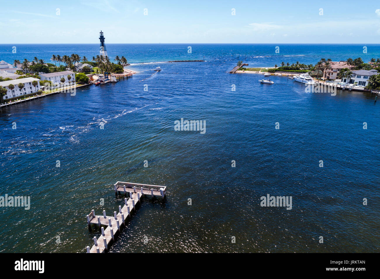 Florida, Hillsboro Inlet Lighthouse, Atlantischer Ozean, Luftaufnahme von oben, FL170728d06 Stockfoto