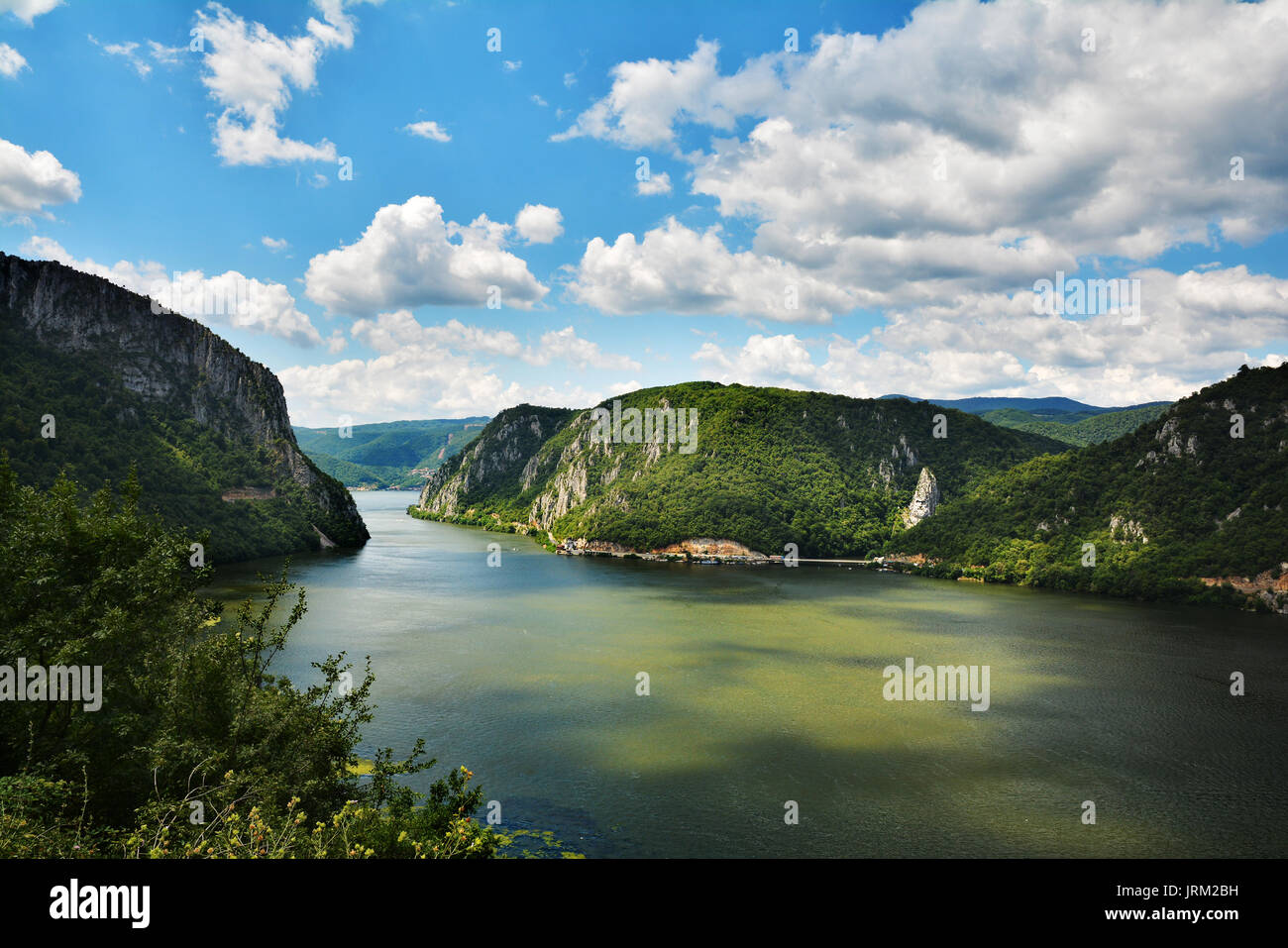 Donau spektakuläre Schluchten, auch als die Donau Kessel bekannt, die durch die Karpaten, zwischen Serbien und Rumänien Stockfoto