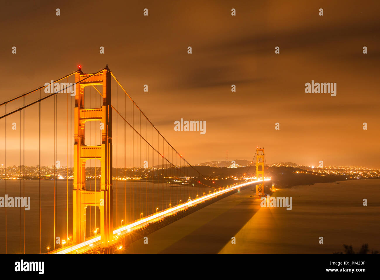 berühmten Golden Gate Bridge, San Francisco bei Nacht, USA Stockfoto