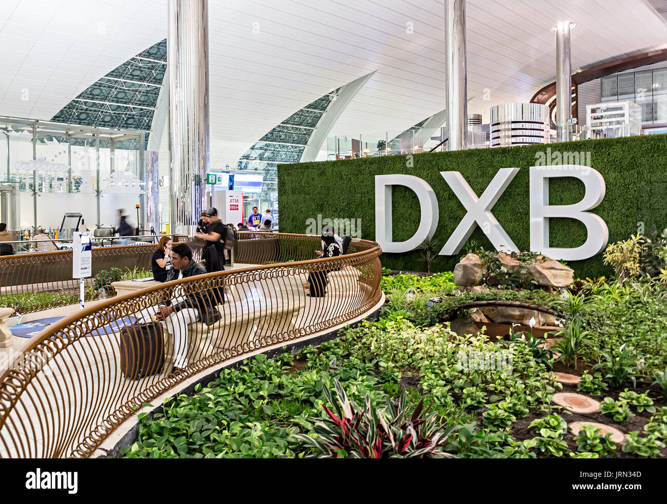 Transitbereich, zum internationalen Flughafen Dubai, Vereinigte Arabische Emirate Stockfoto