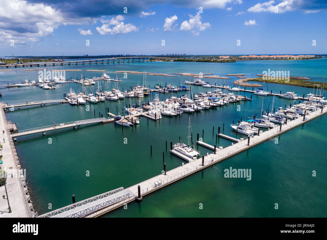 Florida, Fort Ft Pierce, City Marina Square, Indian River Water, Luftaufnahme von oben aus der Vogelperspektive, Boote, Yachten, Besucher reisen Touristen Stockfoto