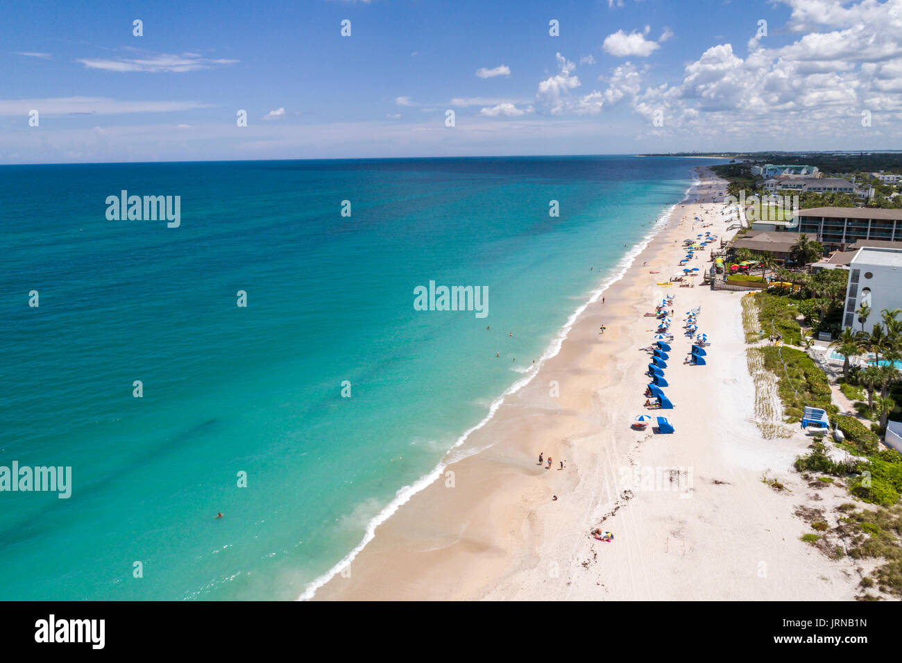 Vero Beach Florida, Sexton Plaza, Wasser im Atlantischen Ozean, Sand, Vogelperspektive oben über der Luft, Sonnenanbeter, Besucher reisen Reisetour Stockfoto