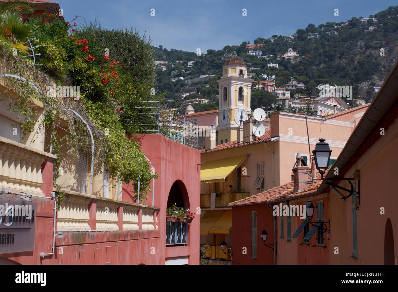 Uhrturm in der Altstadt Beaulieu-sur-Mer, Frankreich Stockfoto