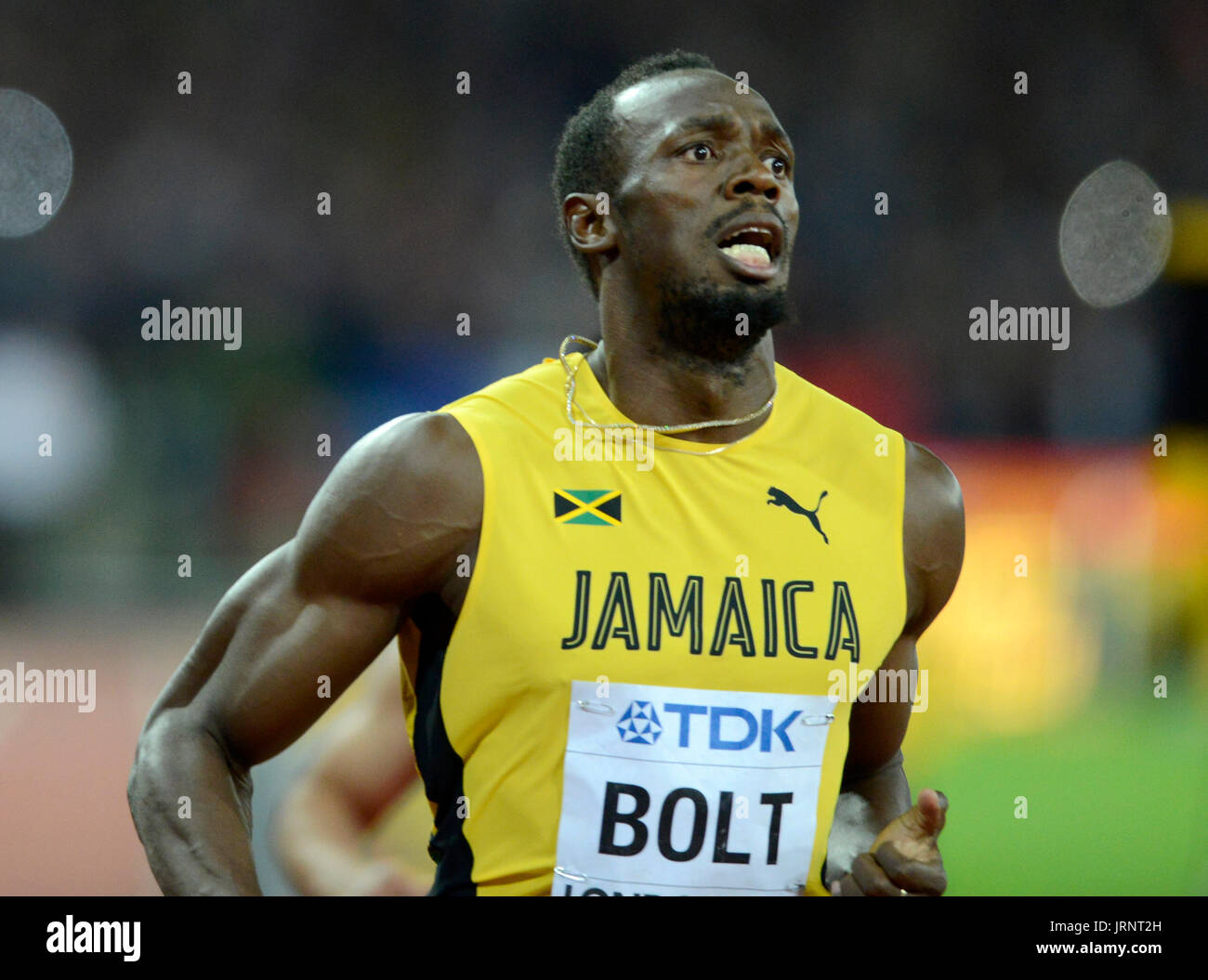 London, UK. 5. August 2017. Justin Gatlin (USA) gewinnt den Wettbewerb über die Lieblings Usain Bolt (JAM) an die IAAF Leichtathletik Weltmeisterschaften - London 2017 Credit: Mariano Garcia/Alamy Live News Stockfoto