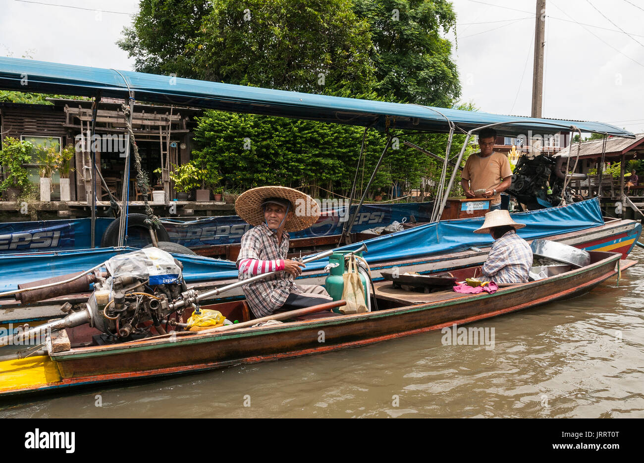 Wässrige essen Anbieter auf dem Khlongs in Thonburi, Bangkok, Thailand Stockfoto