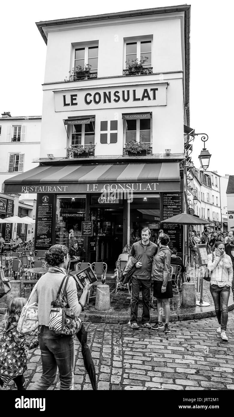 Street Café in Paris - Le Consulat auf Montmartre - Paris/Frankreich - 24. SEPTEMBER 2017 Stockfoto