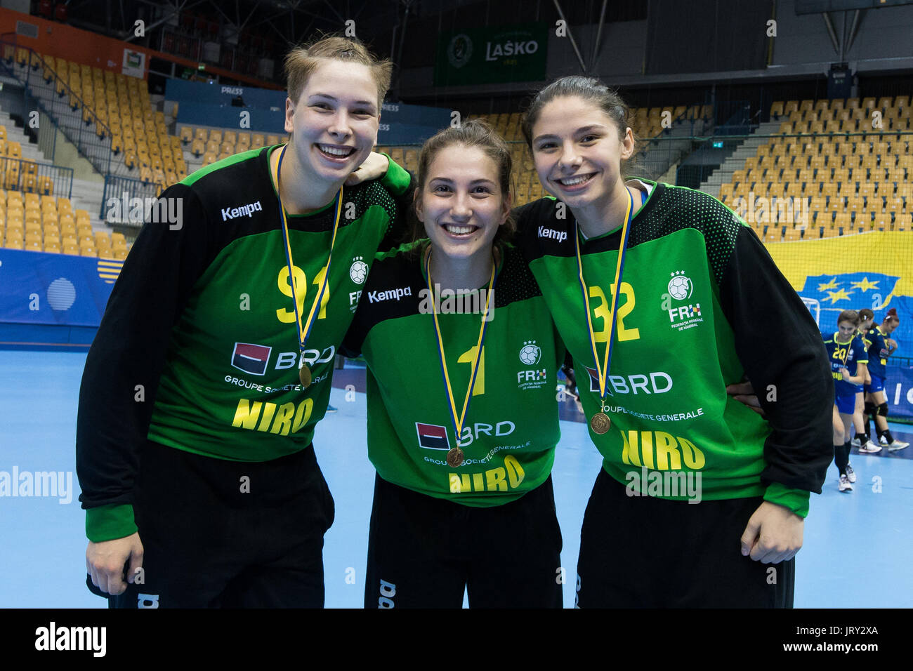 Celje, Slowenien. 5. August 2017. Team Rumänien feiern Sieg über Schweden bei der Frauen Europameisterschaft match zwischen Rumänien und Schweden in der Zlatorog Arena am 5. August 2017 in Celje, Slowenien. Bildnachweis: Rok Rakun/Pacific Press/Alamy Live-Nachrichten Stockfoto