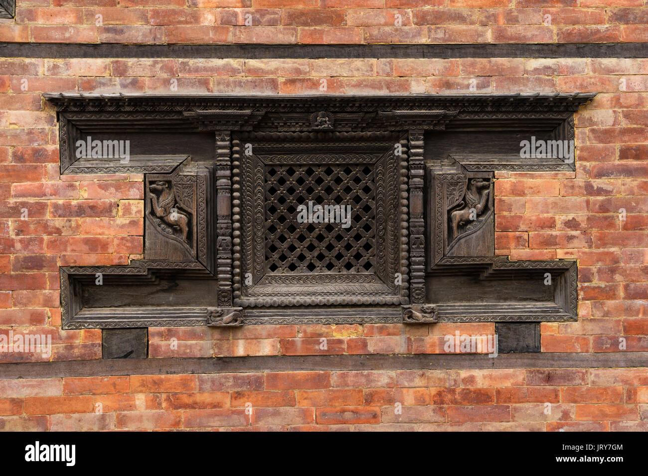 Geschnitzt aus Holz Fenster, Bhaktapur, Nepal. Stockfoto