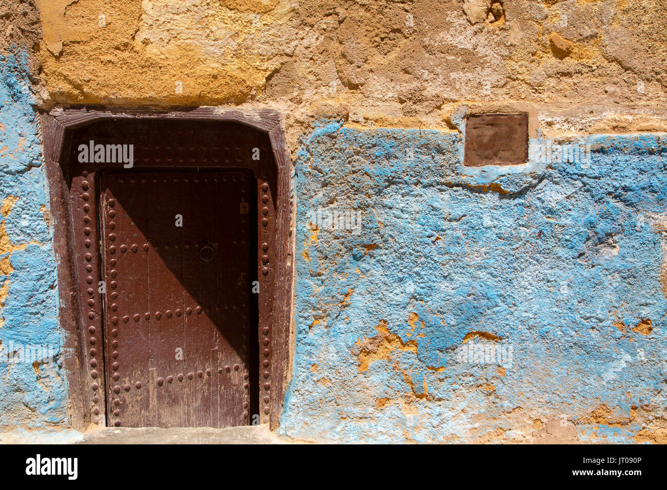 Das Leben auf der Straße. Souk Medina von Fes, Fes el Bali. Marokko, Maghreb Nordafrika Stockfoto