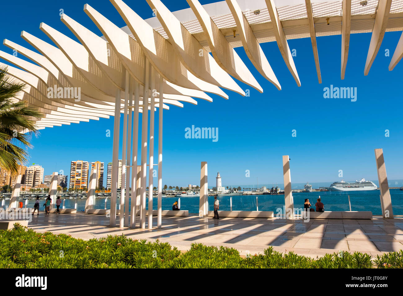 Muelle Uno, Dock ein. Promenade am Hafen. Málaga, Costa del Sol. Andalusien, Süd Spanien Europa Stockfoto