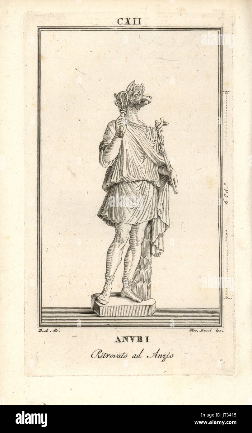 Statue des ägyptischen Gottes Anubis (oder Hermanubis) mit Jackals Kopf, tragen einen Chiton hält ein Caduceus. Kupferstich von Giacomo Bossi nach einer Illustration von D.A. von Pietro Paolo Montagnani-Mirabili Il Museo Zeitabschnittes (The Capitoline Museum), Rom, 1820. Stockfoto