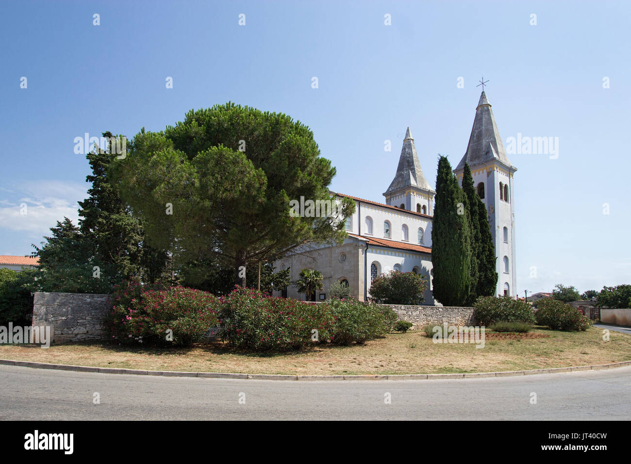 St. Agnes Kirche, die Römisch-katholische Kirche in der Kroatischen Ferienort Medulin auf der istrischen Riviera. Auch als Sanky Agnes Kirche bekannt Stockfoto