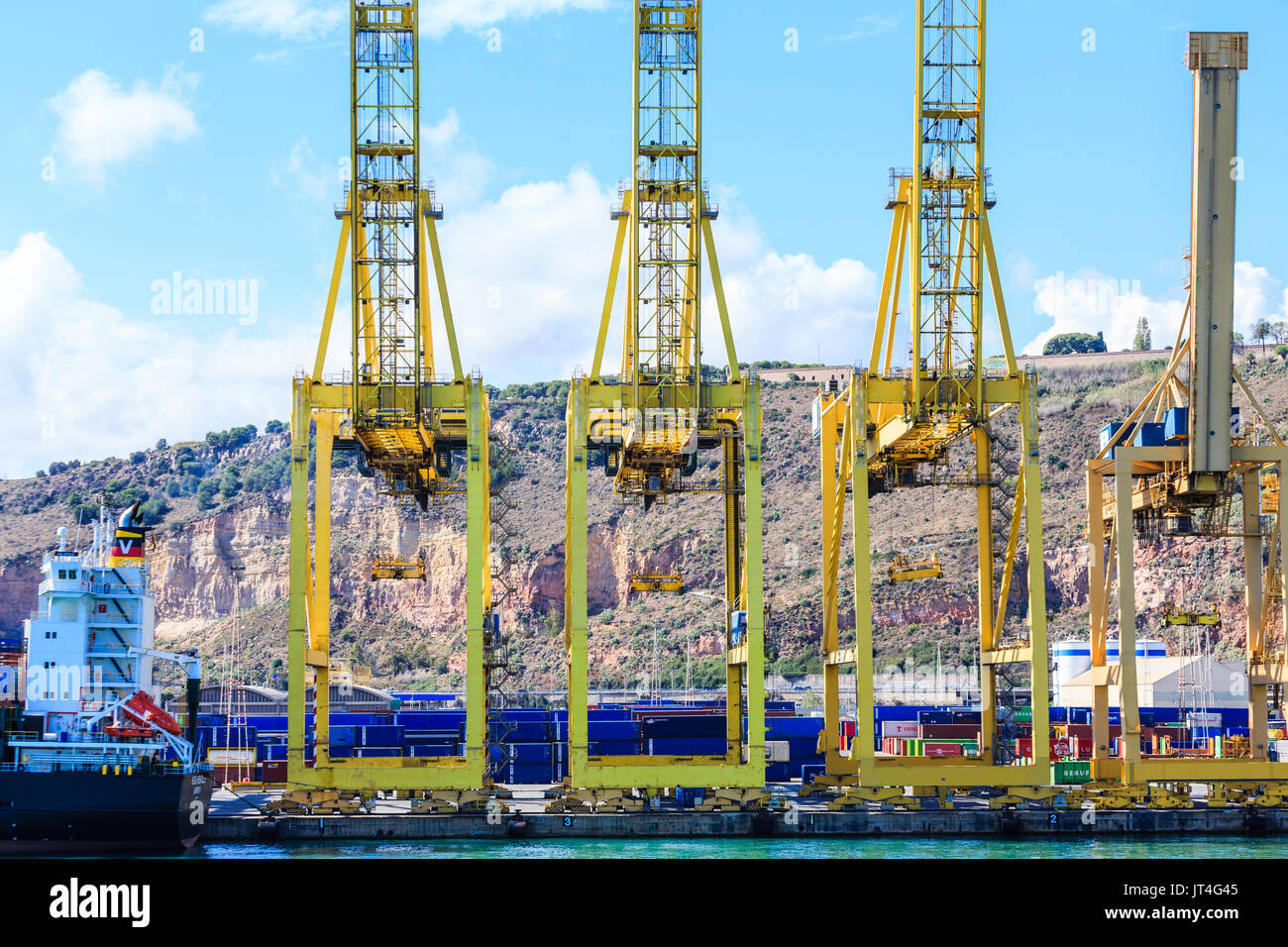Fracht Betrieb an der Küste von Barcelona, Spanien Stockfoto
