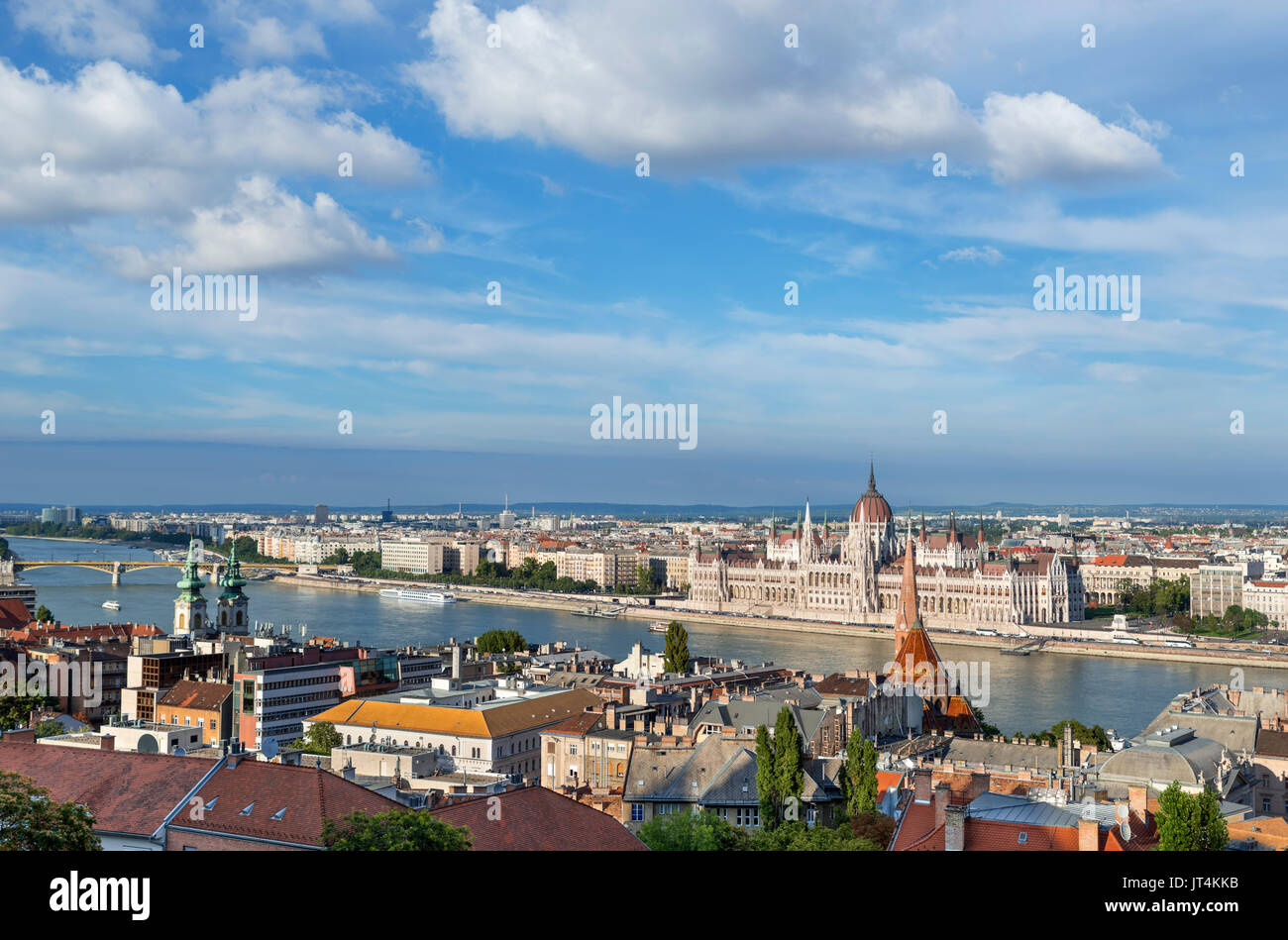 Ungarischen Parlament am späten Nachmittag vom Castle Hill, Budapest, Ungarn Stockfoto
