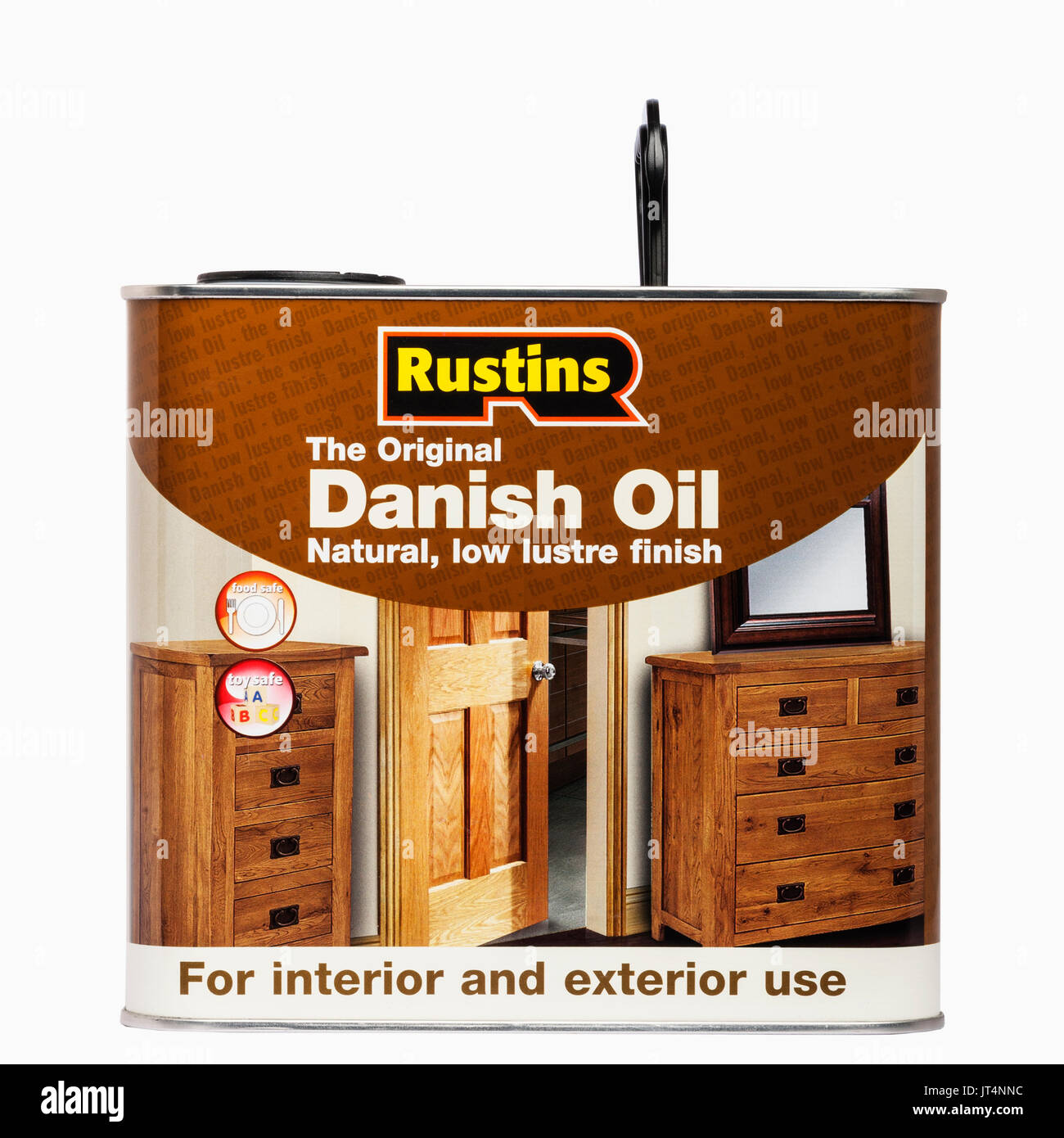 Eine Dose Rustins dänische Öl auf weißem Hintergrund Stockfoto