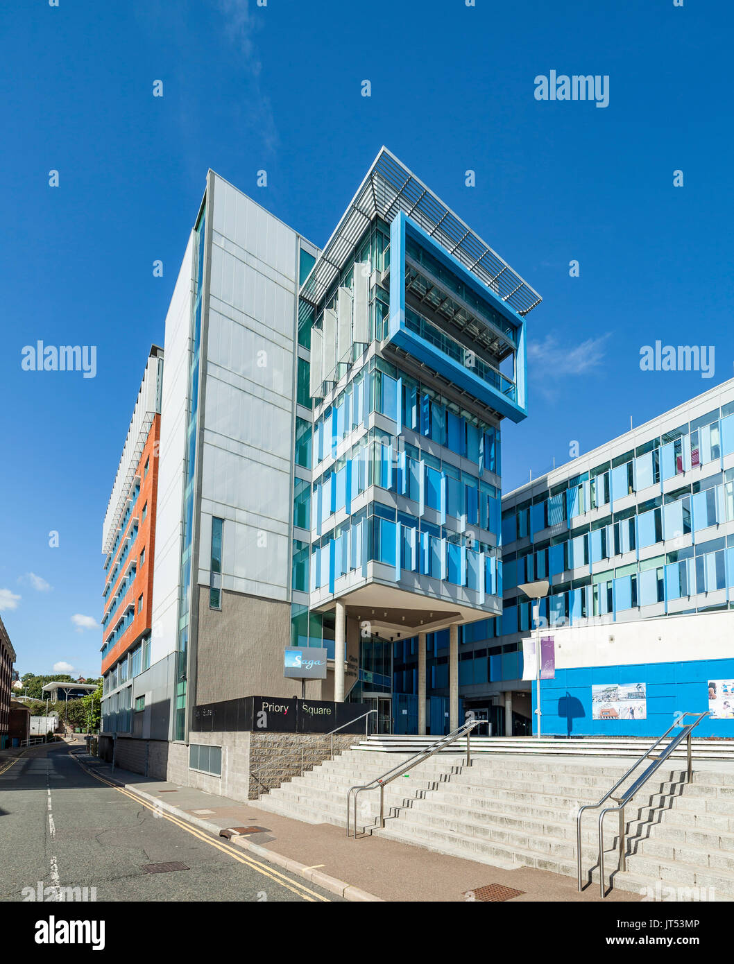 Saga Büros ein Priorat Square Office Block in Hastings. Stockfoto