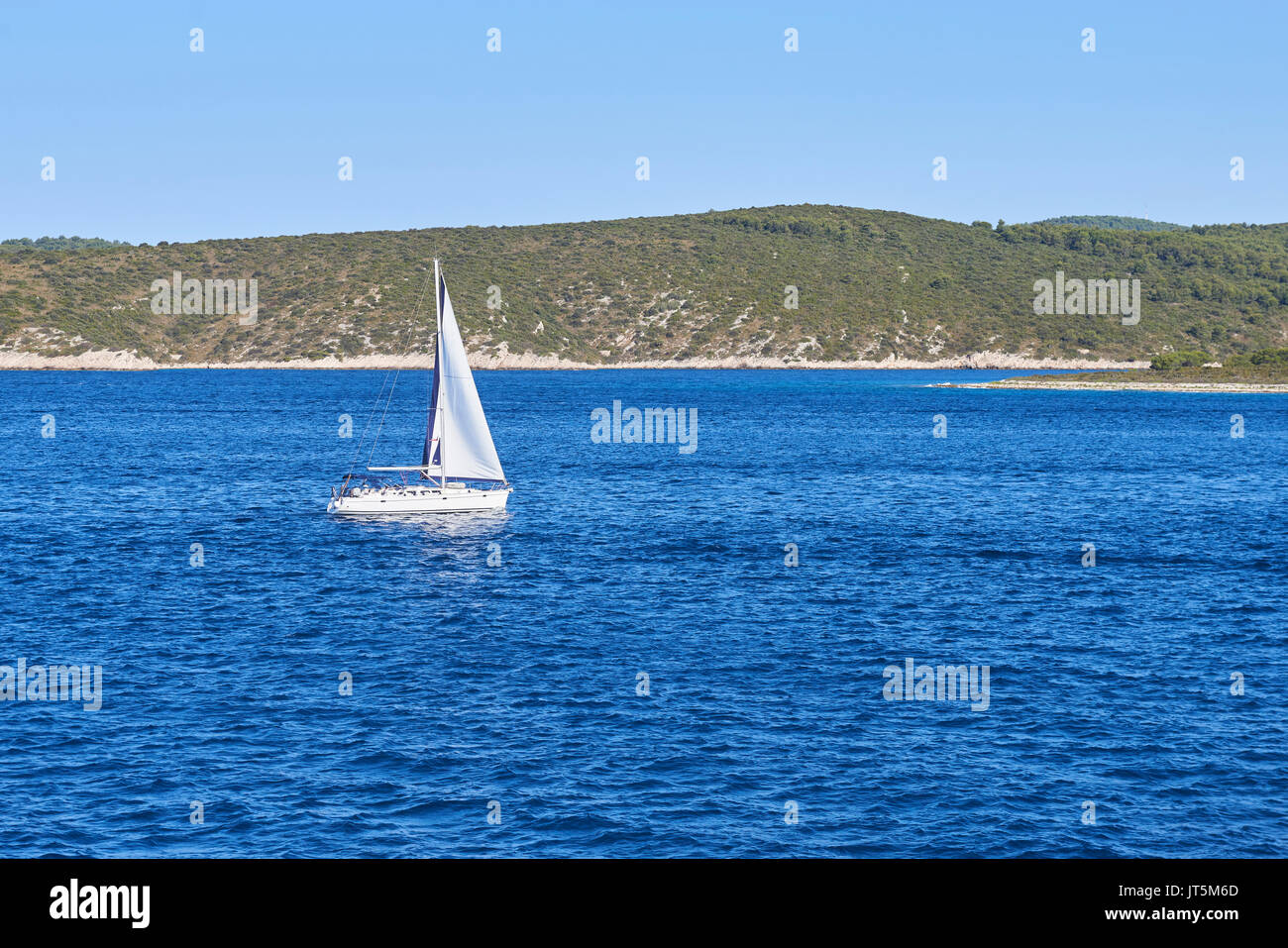 Yacht Segeln an der Adria blaue Meer Stockfoto