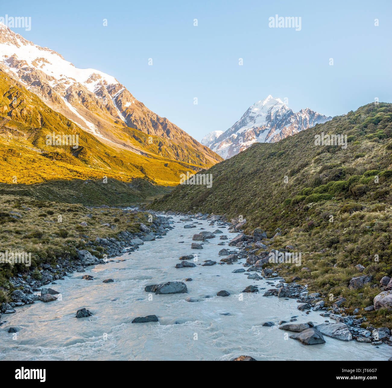 Hooker Fluss, Mount Cook, Mount Cook Nationalpark, Sunrise, Südliche Alpen, Hooker Valley, Canterbury, Südinsel, Neuseeland Stockfoto