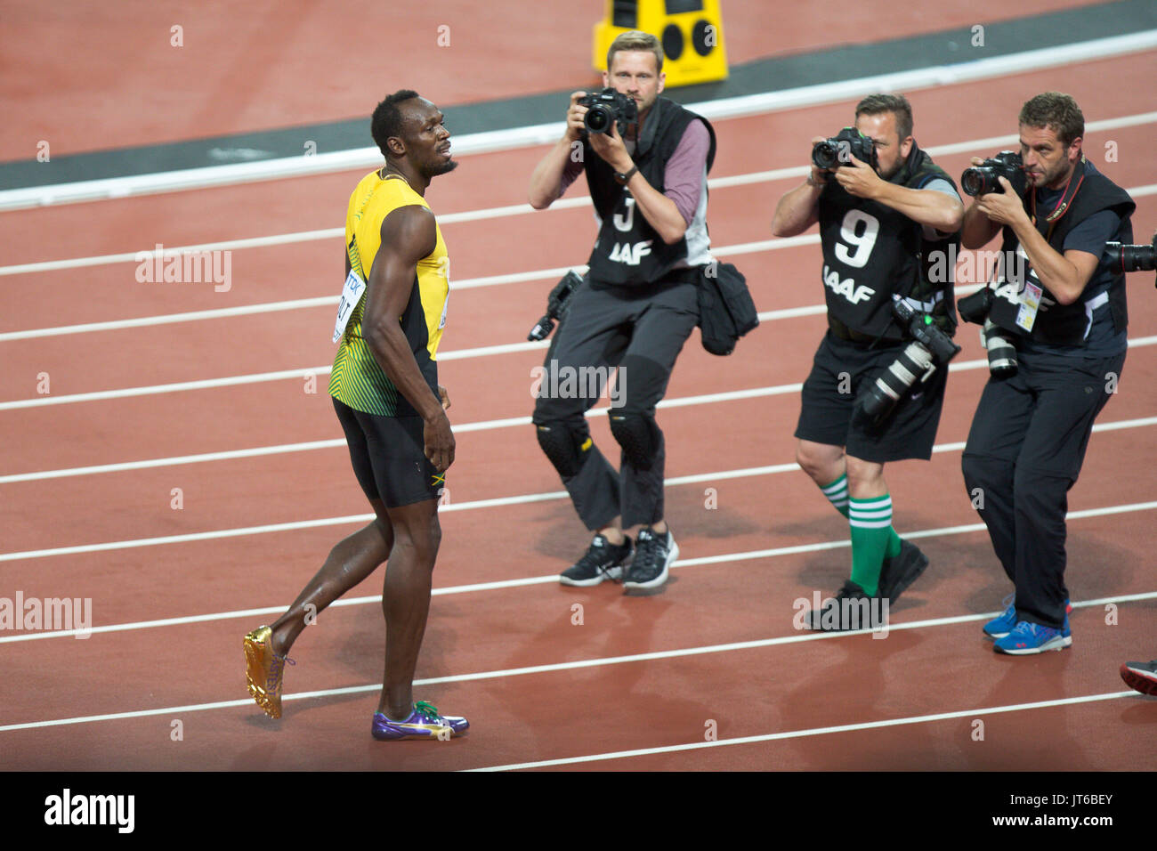 LONDON, ENGLAND - 05. August: Usain Bolt aus Jamaika nach seinem dritten Platz bei den Herren 100 Meter Finale während der Tag zwei des 16. IAAF Leichtathletik WM 2017 in London an der London Stadion am 5. August 2017 in London, Vereinigtes Königreich Stockfoto