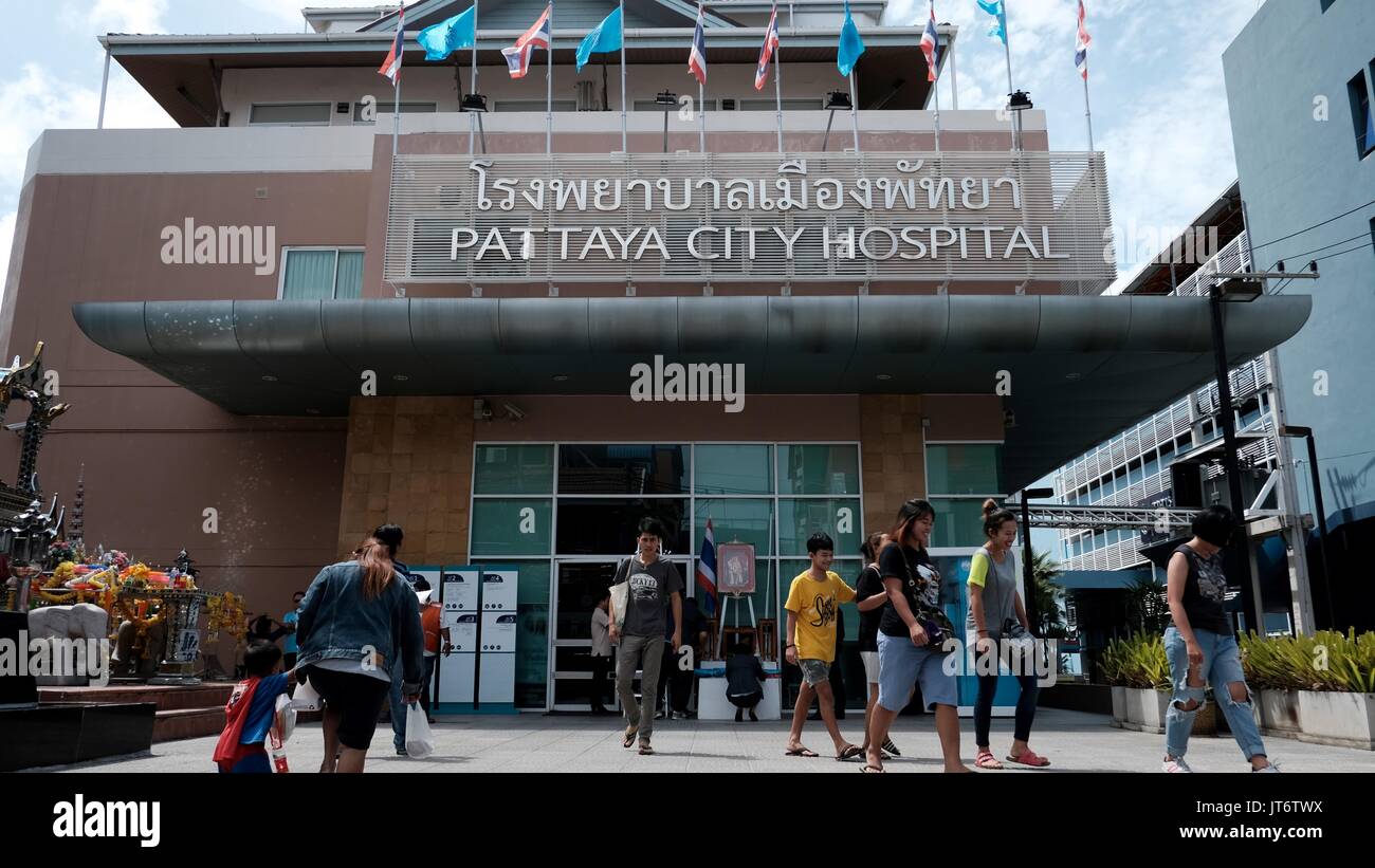 Festzelt an der Pattaya Kliniken Stadtkrankenhaus Gemeinschaft Organisation health care Soi Buakhao Pattaya Thailand Stockfoto
