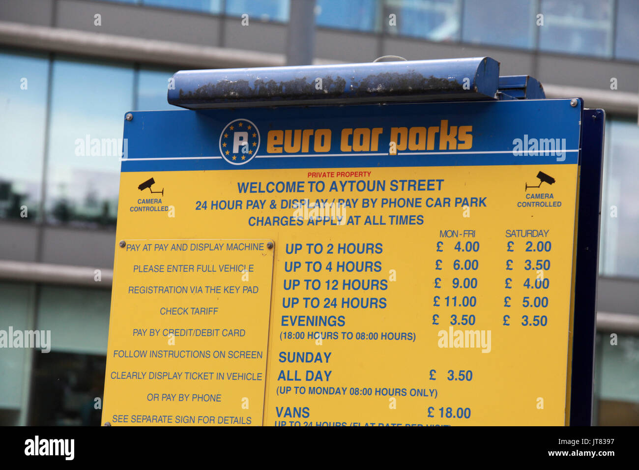 Euro Car Parks unterzeichnen in Manchester. Stockfoto