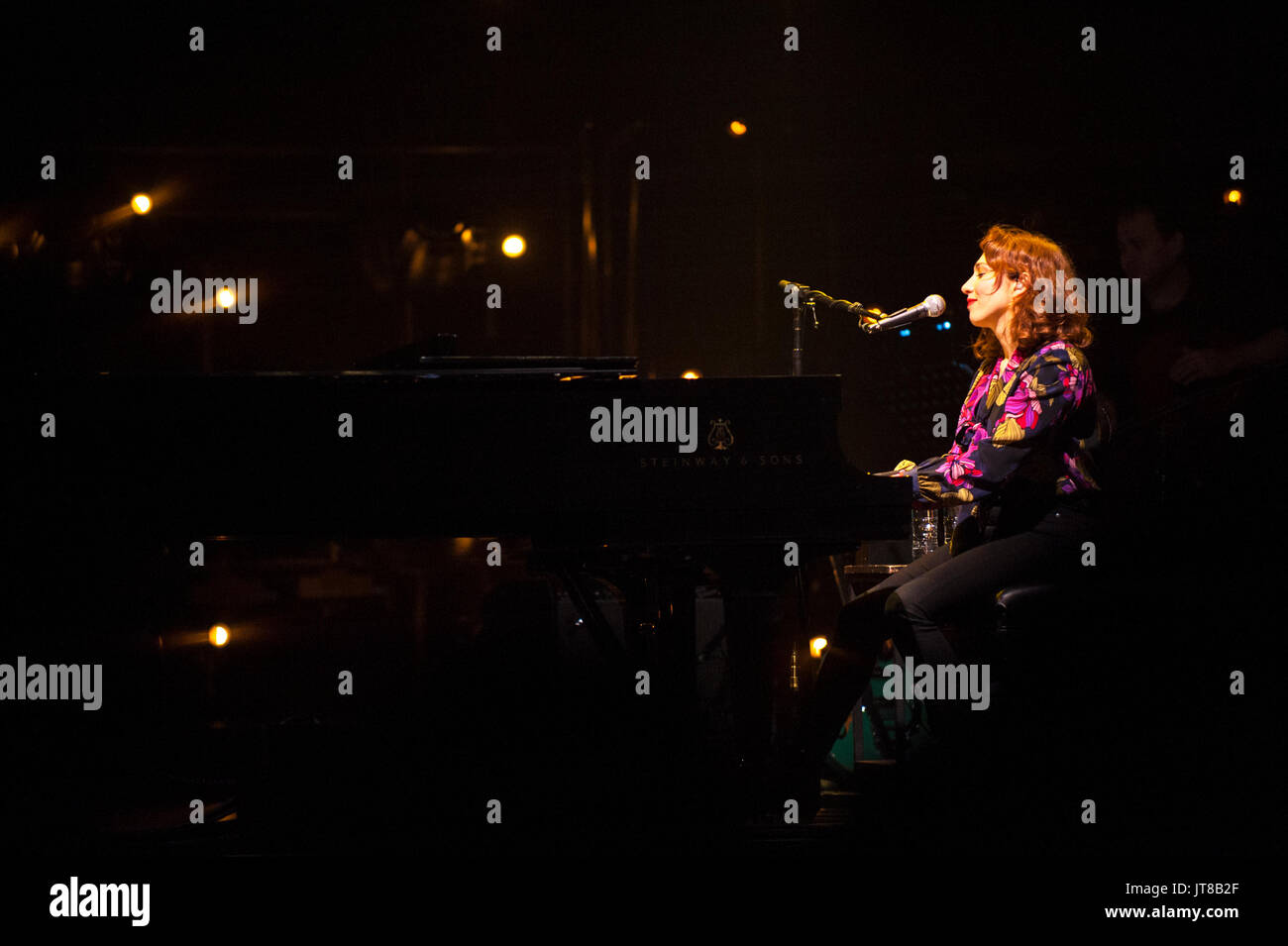 Liverpool, Großbritannien. 7. August 2017. Russisch-amerikanische Sängerin geboren, Regina Spektor, führt das vorletzte Konzert ihrer UK-Tour im Sommer. Die Tour stellt Ihren zweiten UK-Tour zur Unterstützung ihres Hochgelobten siebten Album "Denken Sie daran, uns zu leben". © Paul Warburton Stockfoto
