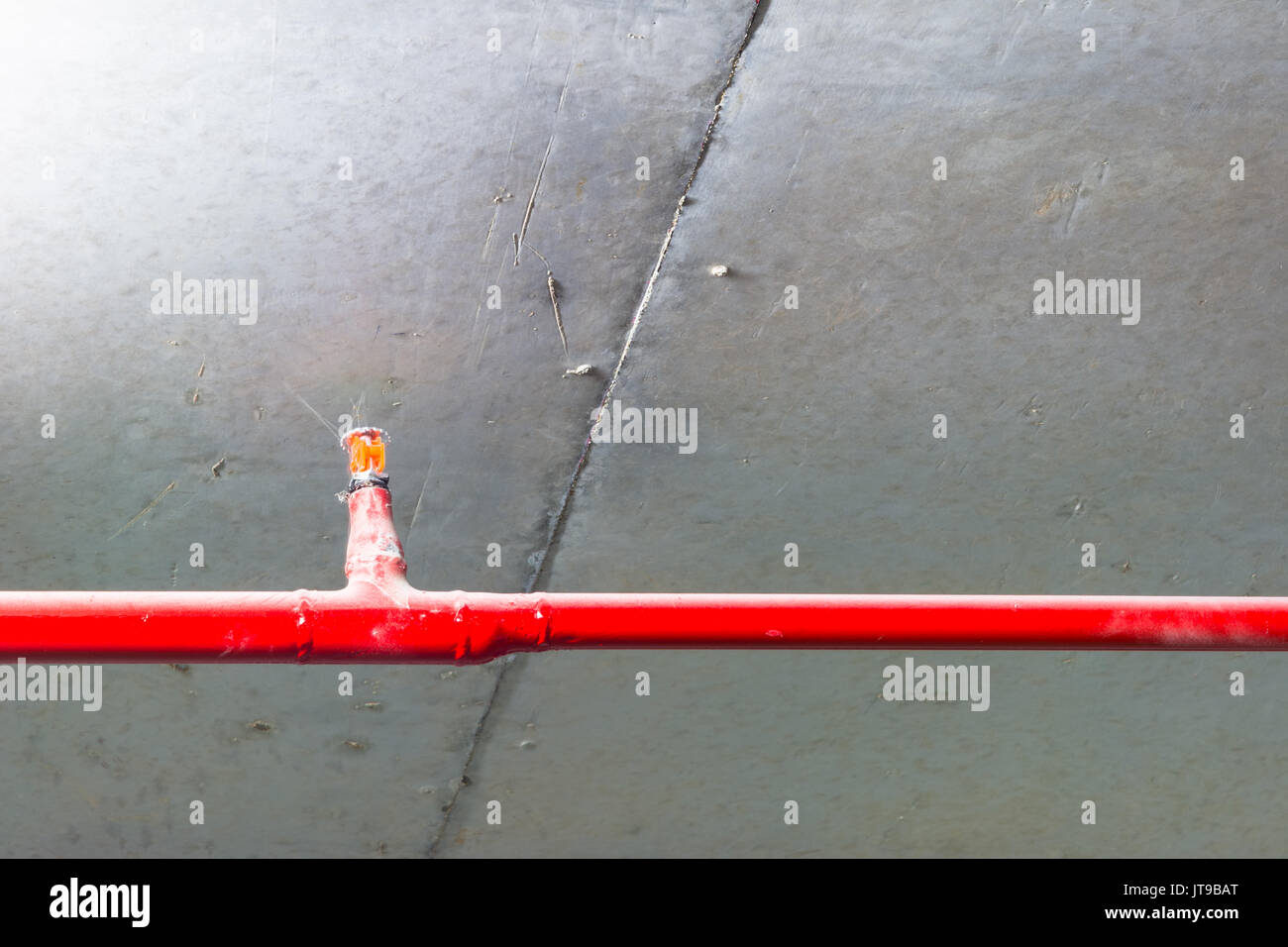 Rohrsysteme, pipeline auf den Aufbau der Decke. Stockfoto