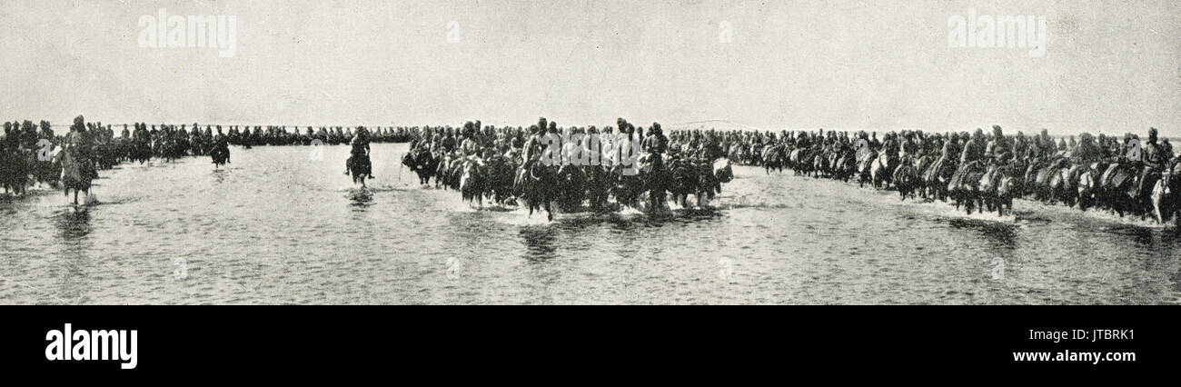 Indische Kavallerie in Basra Kreuzung Überschwemmungen Stockfoto