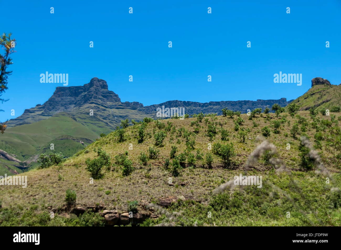 Verschiedenen Rock in Drakensberg mountain gebildet, Südafrika Stockfoto