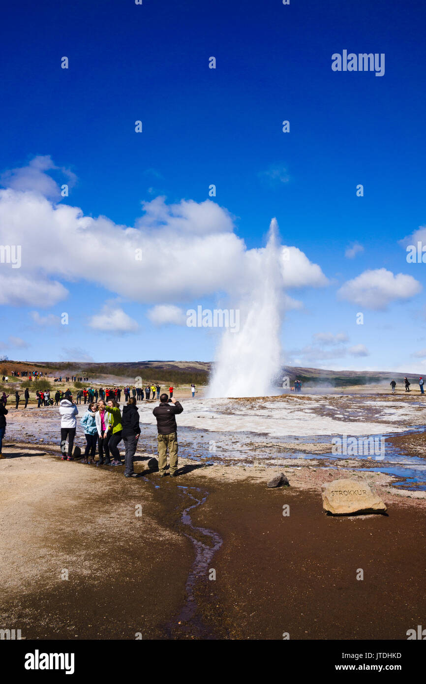Geysir Strokkur Geysir, Geothermie, Island. Stockfoto