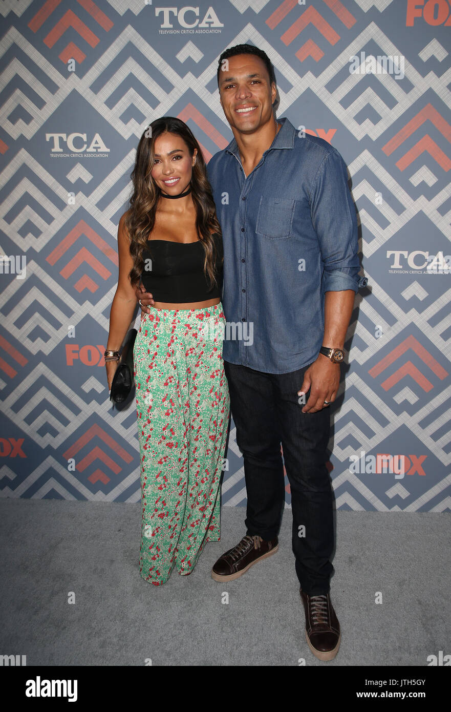 West Hollywood, CA. 8 Aug, 2017. Oktober Gonzalez, Tony Gonzalez, 2017 Sommer TCA Tour - Fox im Soho House in West Hollywood, Kalifornien am 8. August 2017. Credit: Faye Sadou/MediaPunch/Alamy leben Nachrichten Stockfoto